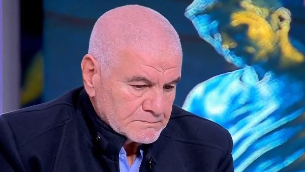 إكرامي: وفاة ابني أحمد كسرت ظهري مرتين