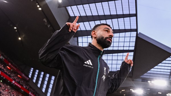 هل حان وقت الرحيل؟ مشروع الاتحاد الجديد يضع محمد صلاح على رأس أولوياته وليفربول أمام اختبار صعب