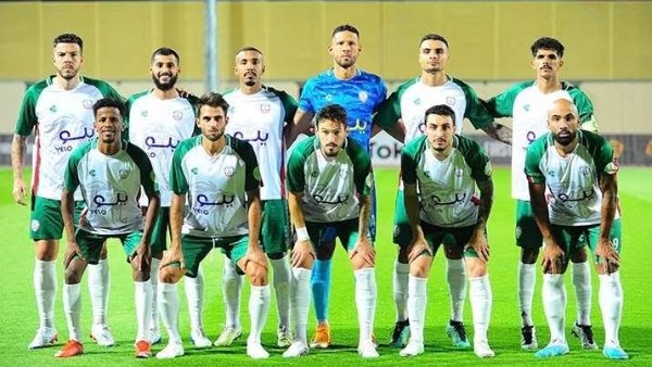 الدوري السعودي .. الخلود يهزم الخليج 3-2 في الدقيقة 102