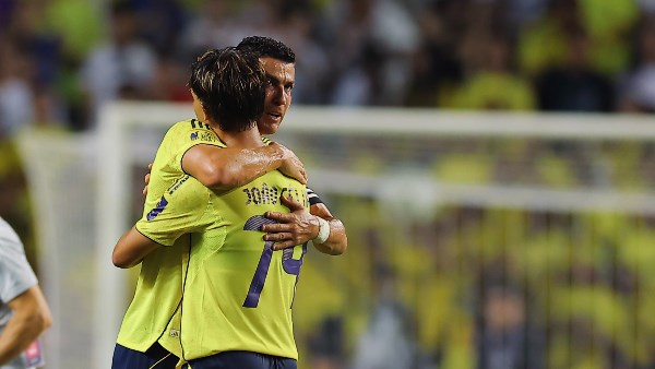 بقيادة رونالدو.. النصر يسحق رفقاء دونجا بخماسية في الدوري السعودي