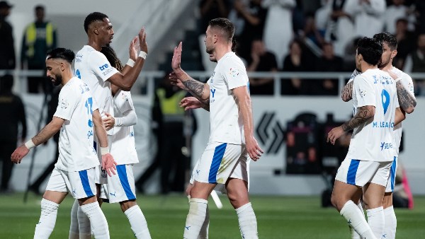 الهلال يكتسح الشباب بخماسية بالدوري السعودي