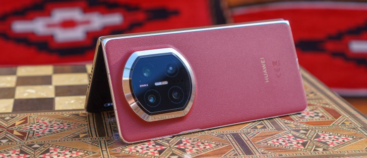 Huawei Mate X7 hands-on review