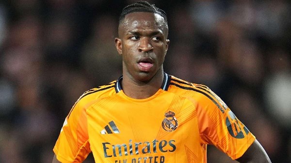 ريال مدريد يعلن تعاونه مع يويفا في قضية فينيسيوس جونيور