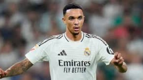 مانشستر يونايتد يخطط لضم أرنولد من ريال مدريد مقابل 50 مليون يورو