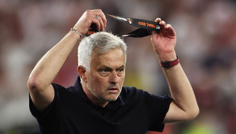 «مورينيو» يغيب عن مباراة الإياب بين ريال مدريد وبنفيكا بعد طرده