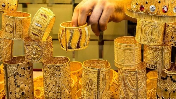 سعر الذهب في مصر مستهل التعاملات الصباحية يوم الخميس