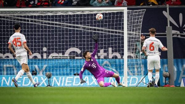 ليفركوزن يتقدم على بايرن ميونيخ بهدف نظيف في الشوط الأول بالدوري الألماني