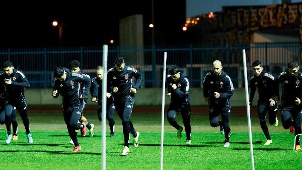 الأهلي يبدأ استعداداته في تونس لمواجهة الترجي بدوري الأبطال