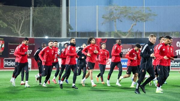 الأهلي يقرر تقديم موعد السفر إلى تونس لمواجهة الترجي في دوري الأبطال