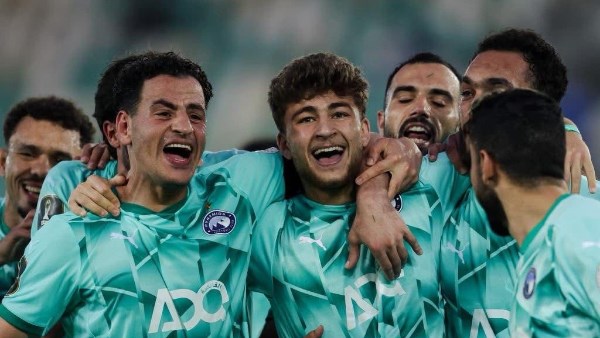 تعليق ناري من بيراميدز على قرار الفيفا بأحقية الأهلي بالدوري