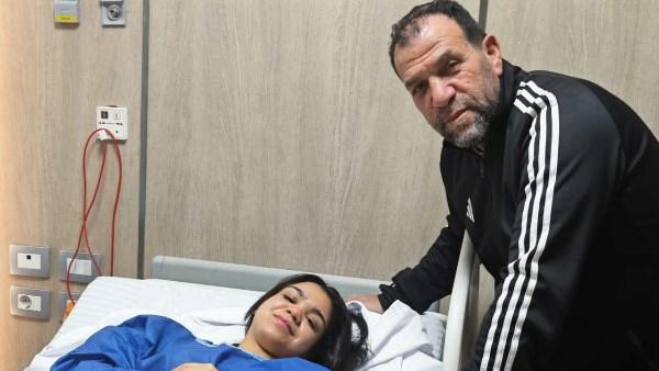 إنبي يطمئن على أماني مسعد محمود لاعبة فريق الكرة النسائية