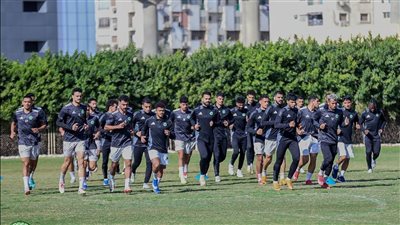 حسام حسن وأرنولد يقودان هجوم مودرن سبورت أمام سموحة في الدوري الممتاز