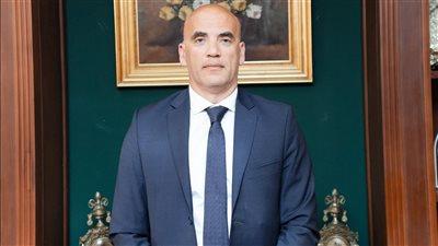 شريف القماطي رئيس الاتحاد العربي للتجديف بالتزكية