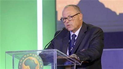 هاني أبوريدة يطمئن على محمد حمدي لاعب بيراميدز بعد واقعة بلع اللسان في كأس مصر