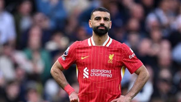 ليفربول يسقط أمام وولفرهامبتون بـ 1 - 2 رغم عودة صلاح للتسجيل