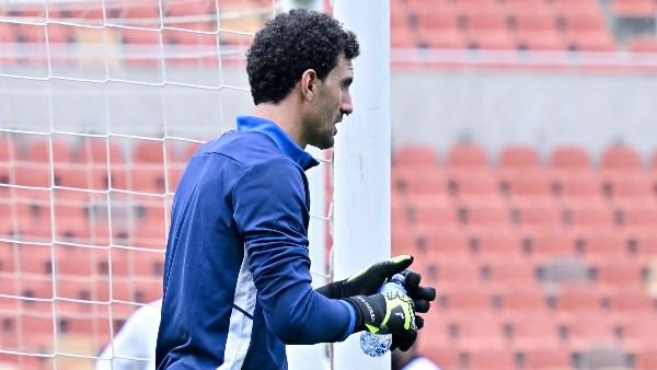 محمد عواد يشارك في تدريبات الزمالك استعدادًا لمباراة المصري