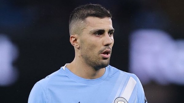 إلى ريال مدريد؟.. رودري يدرس حسم مستقبله في الصيف المقبل