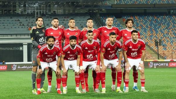 شبانة ضاحكا: وليد الفراج بيتلكك عشان يشكر الأهلي