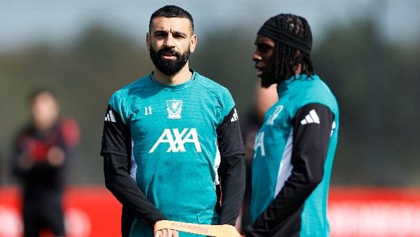 محمد صلاح يتوج بجائزة هدف الشهر في ليفربول