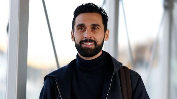 مايكل أوليفر حكمًا لمباراة ريال مدريد وبايرن ميونخ في دوري الأبطال