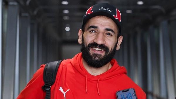 لقطات من رحلة عودة منتخب مصر إلى القاهرة بعد التعادل أمام إسبانيا.. صور