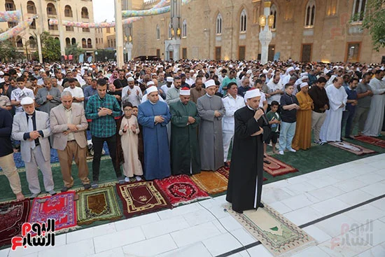 صلاة العيد تجمع الاهالي في اجواء روحانية