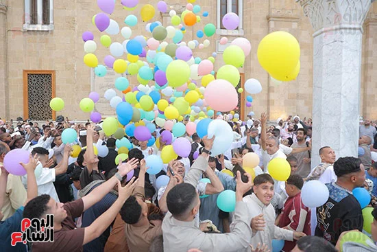 عيد سعيد من مسجد الحسين