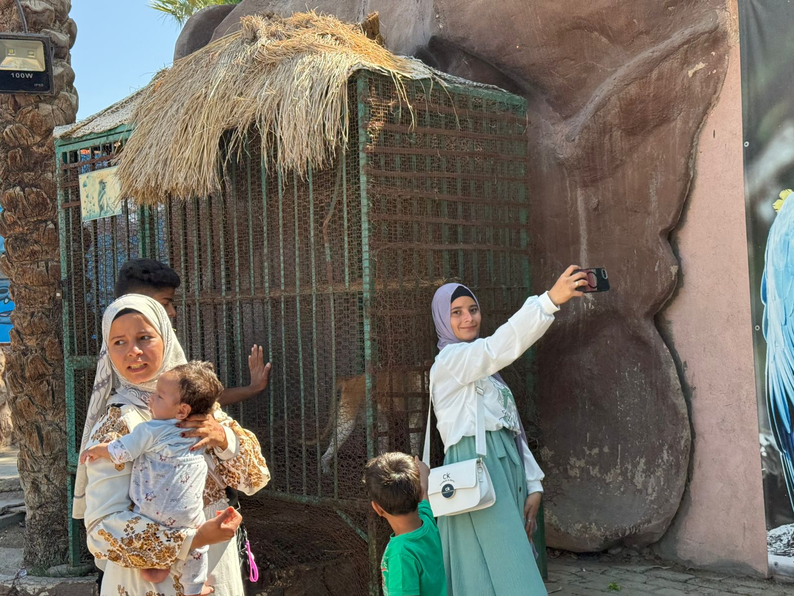 جانب من احتفالات العيد فى الحديقة الدولية