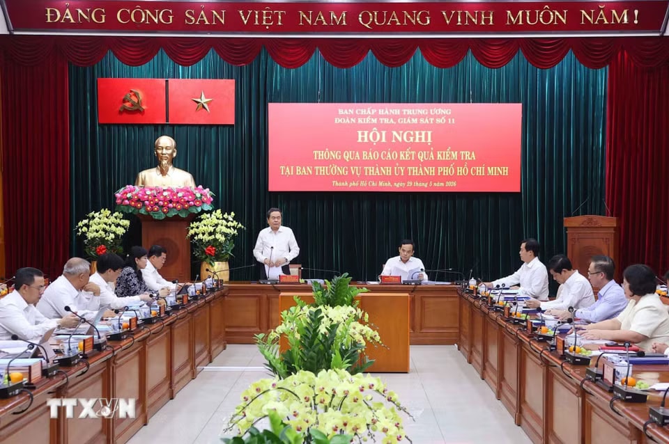 o-11-cua-bo-chinh-tri-ban-bi-thu-thong-qua-ket-qua-kiem-tra-tai-ban-thuong-vu-thanh-uy-thanh-pho-ho-chi-minh-2905-3.jpg