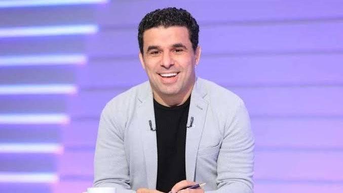 خالد الغندور يفجّر مفاجأة بشأن حكم مباراة الزمالك وسيراميكا الحاسمة